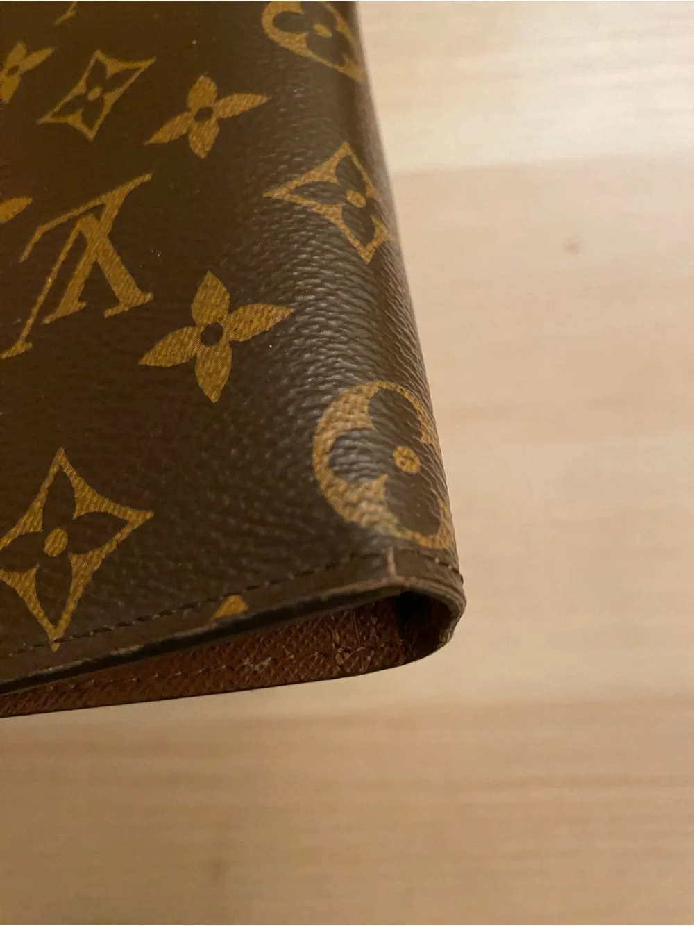 Louis Vuitton Monogram Canvas Brazza Wallet